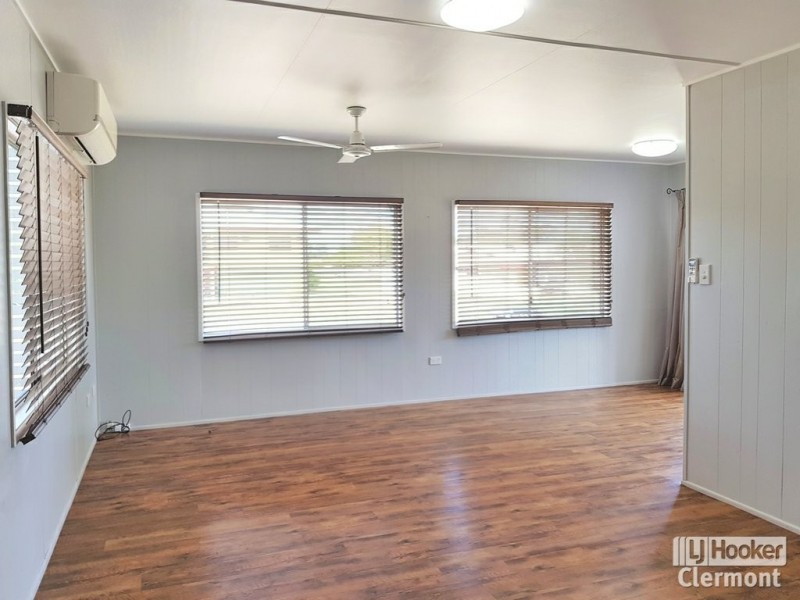 9 Karmoo Street, Clermont QLD 4721