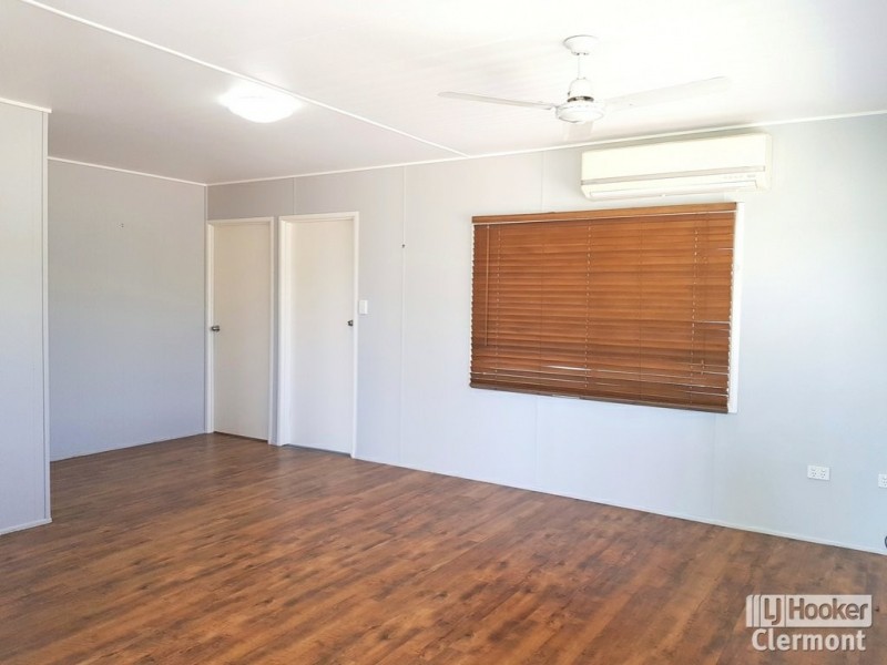 9 Karmoo Street, Clermont QLD 4721