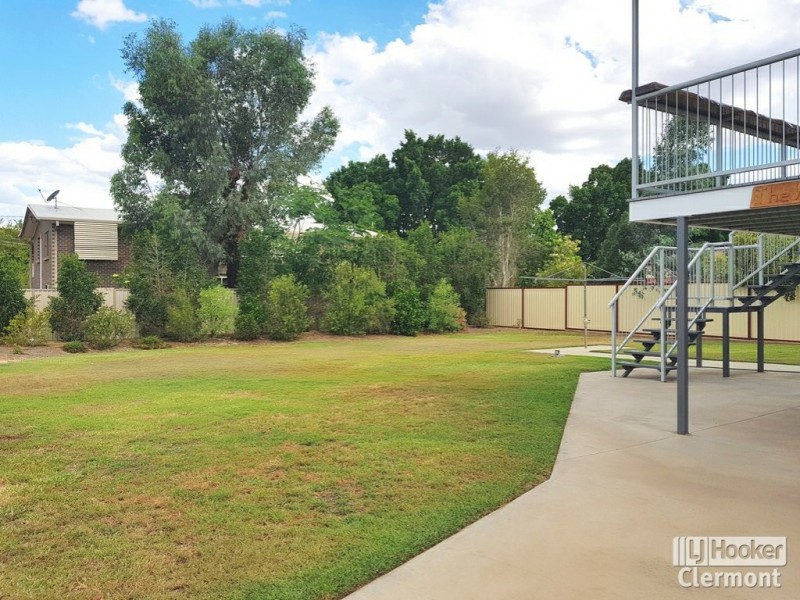 9 Karmoo Street, Clermont QLD 4721