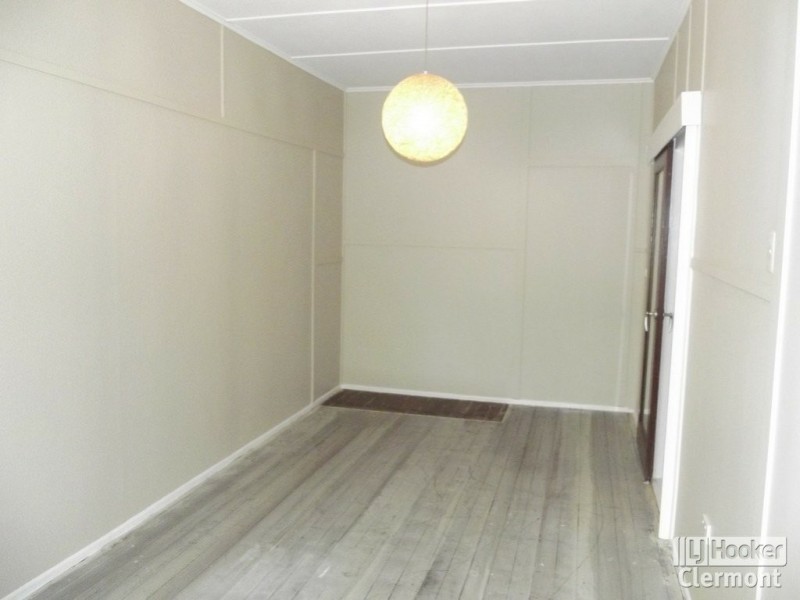 28 Douglass Street, Clermont QLD 4721