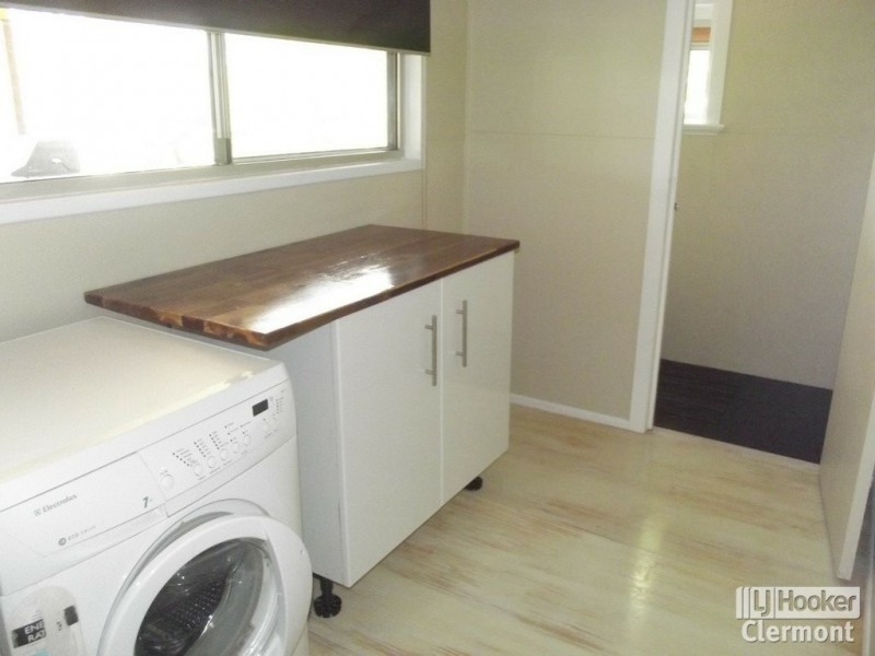 28 Douglass Street, Clermont QLD 4721