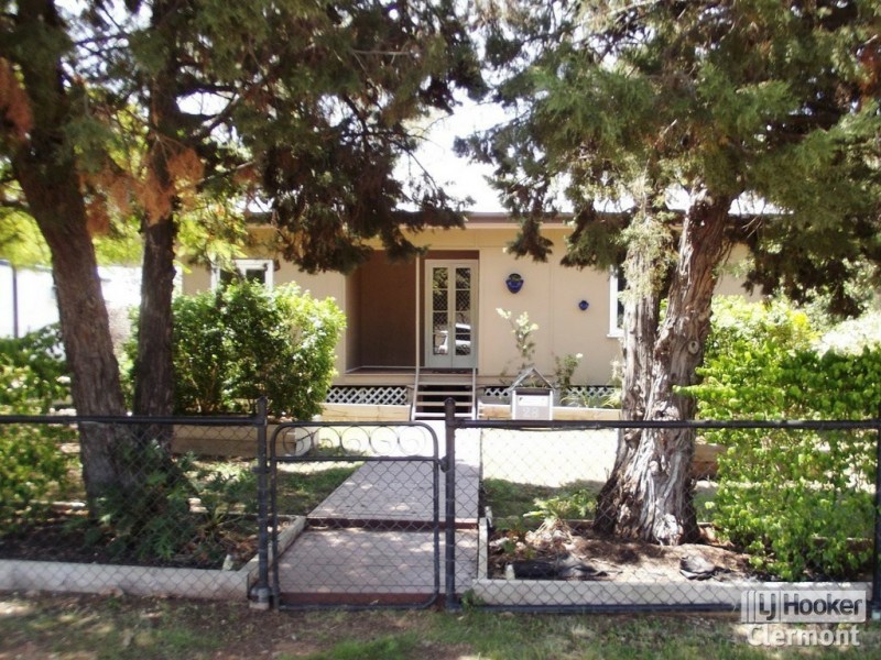 28 Douglass Street, Clermont QLD 4721