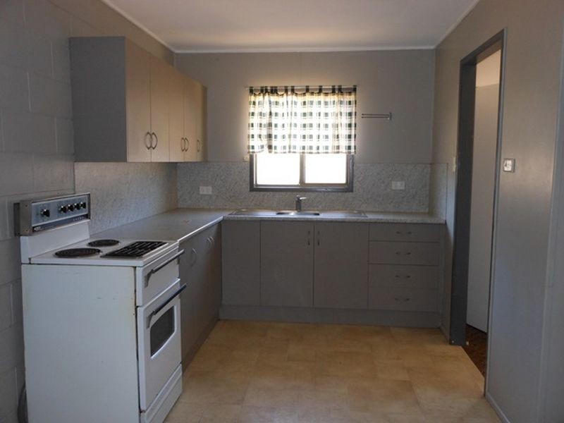 Unit 2/25 Monash Court, Clermont QLD 4721