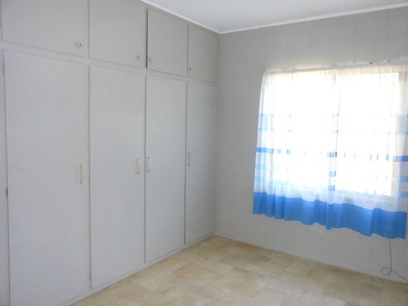 Unit 2/25 Monash Court, Clermont QLD 4721