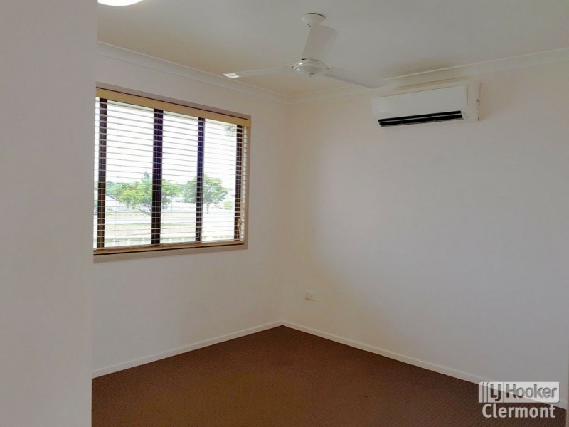 8A Playfair Street, Clermont QLD 4721