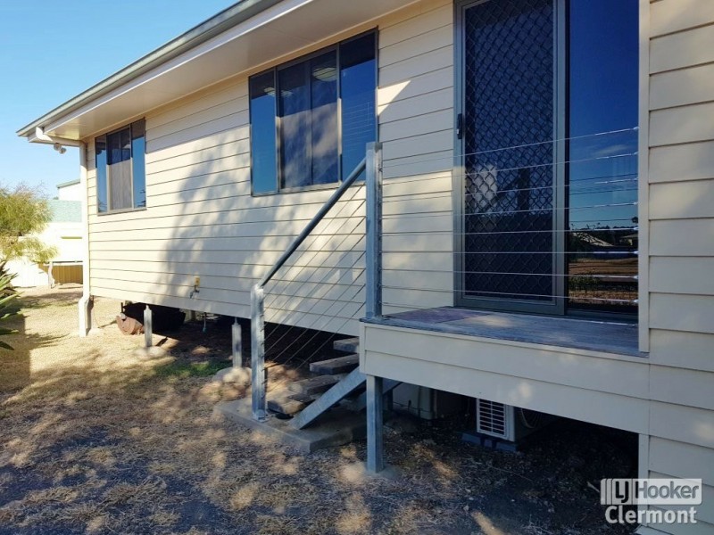 8A Playfair Street, Clermont QLD 4721