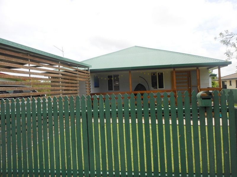 8 Sirius Street, Clermont QLD 4721