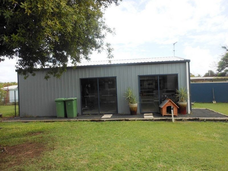 8 Sirius Street, Clermont QLD 4721