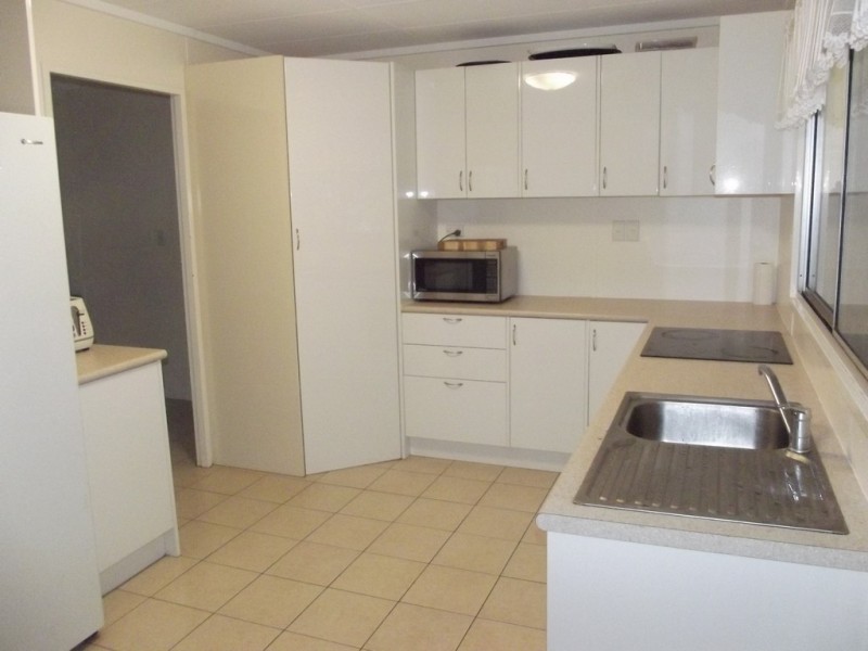 63 Bathampton Lane, Clermont QLD 4721