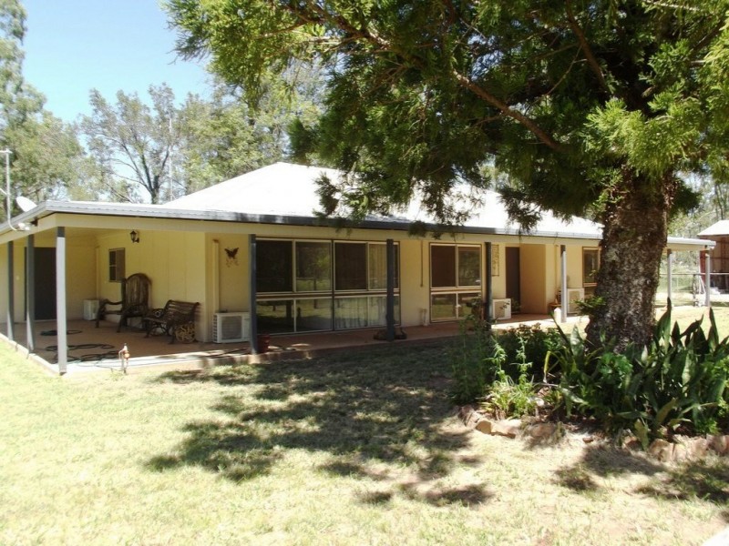 63 Bathampton Lane, Clermont QLD 4721