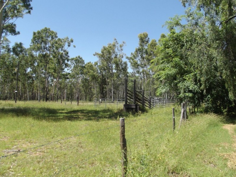 63 Bathampton Lane, Clermont QLD 4721
