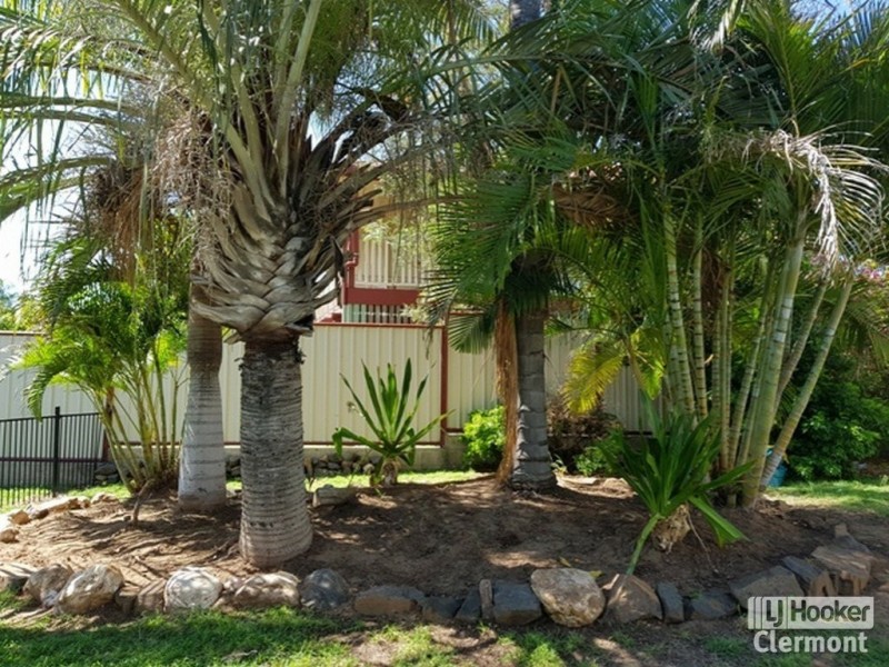 9 Athol Court, Clermont QLD 4721