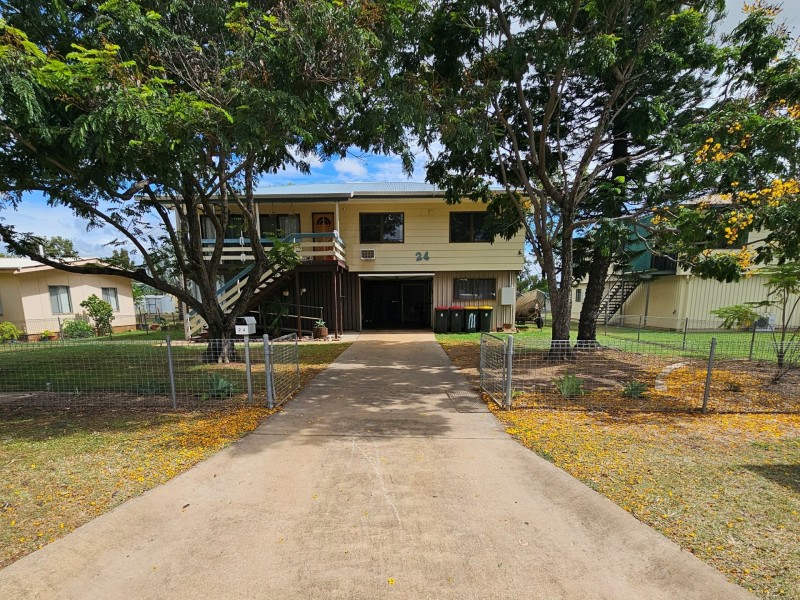 24 Douglass Street, Clermont QLD 4721