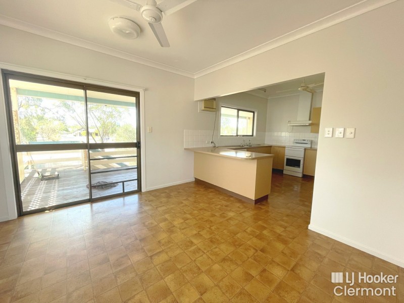 24 Douglass Street, Clermont QLD 4721