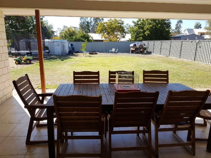 93 Burn Street, Capella QLD 4723