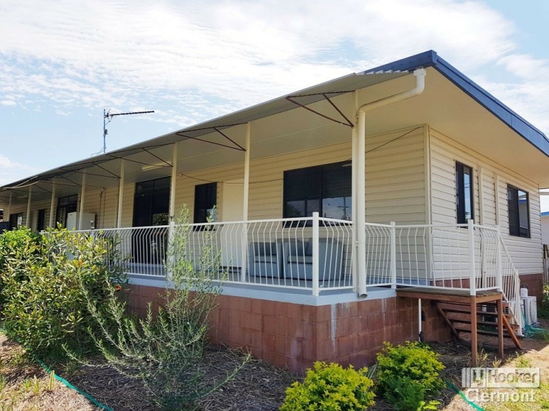 Unit 1/20 Frederick Street, Clermont QLD 4721
