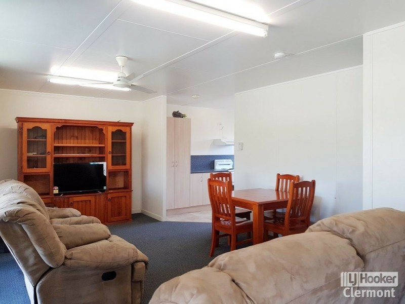 Unit 1/20 Frederick Street, Clermont QLD 4721