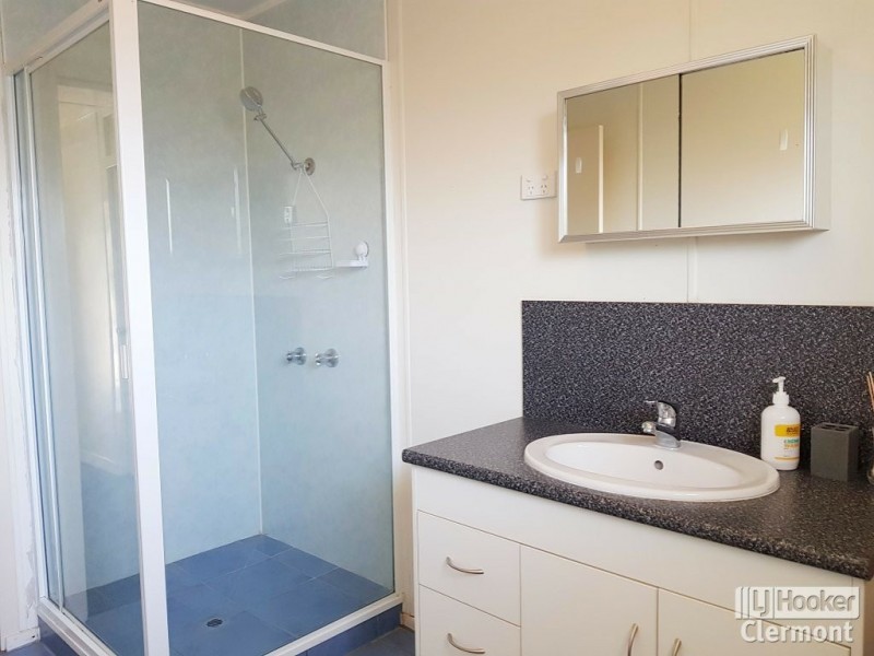 Unit 1/20 Frederick Street, Clermont QLD 4721