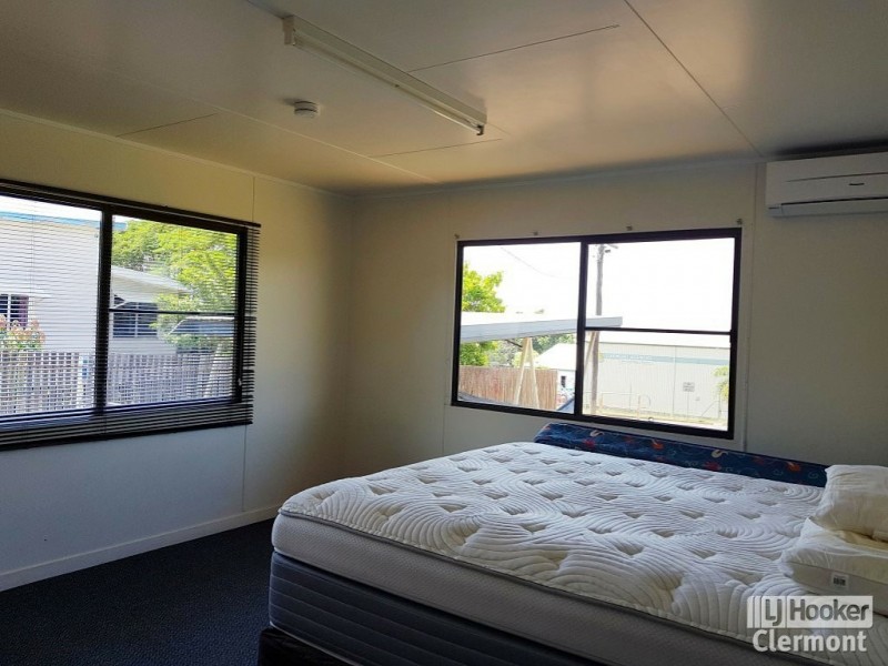 Unit 1/20 Frederick Street, Clermont QLD 4721
