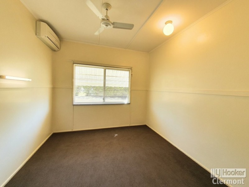 6 Daintree Street, Clermont QLD 4721