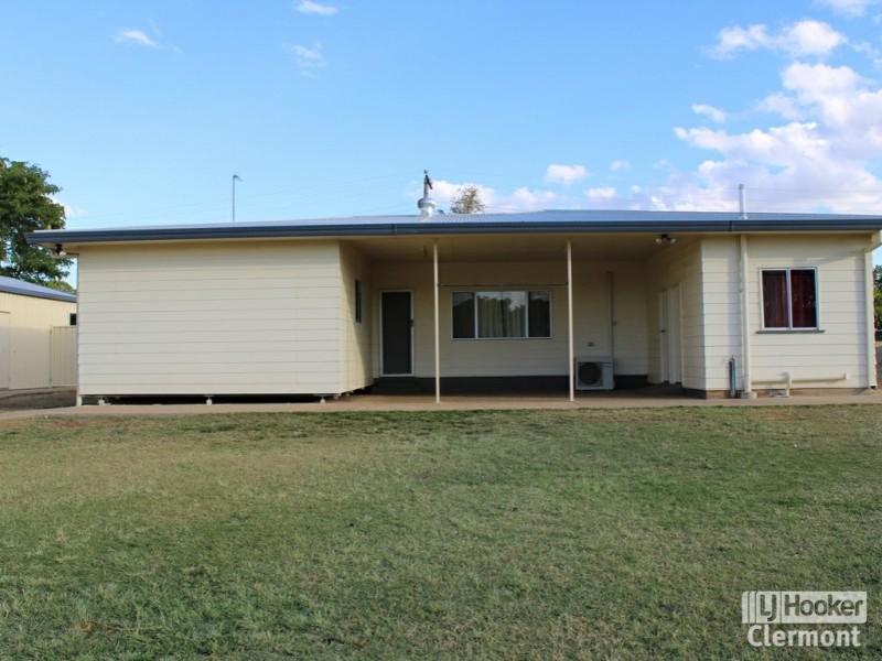 6 Daintree Street, Clermont QLD 4721