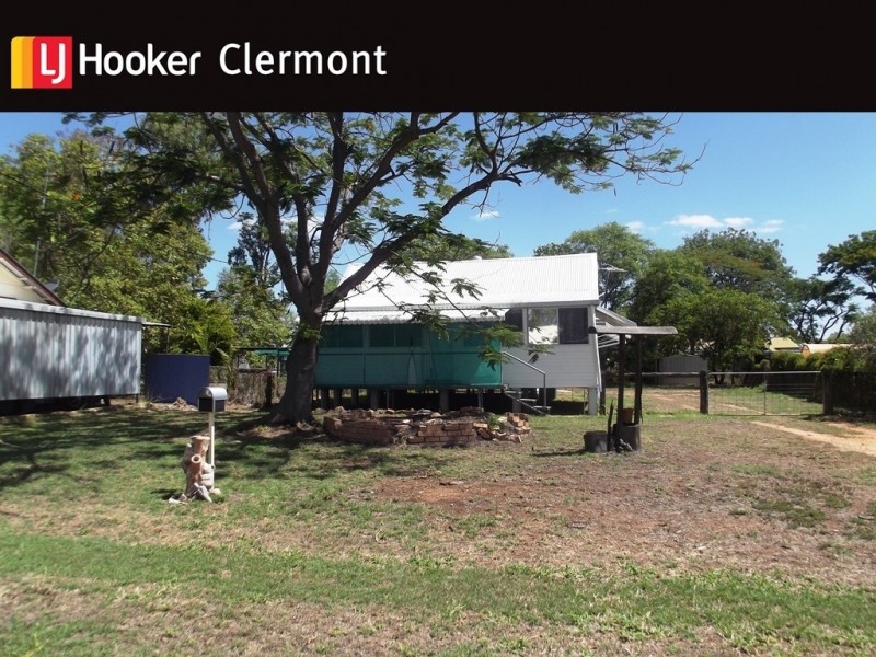 19 Kitchener Street, Clermont QLD 4721
