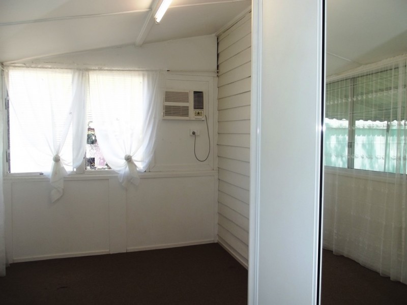 19 Kitchener Street, Clermont QLD 4721