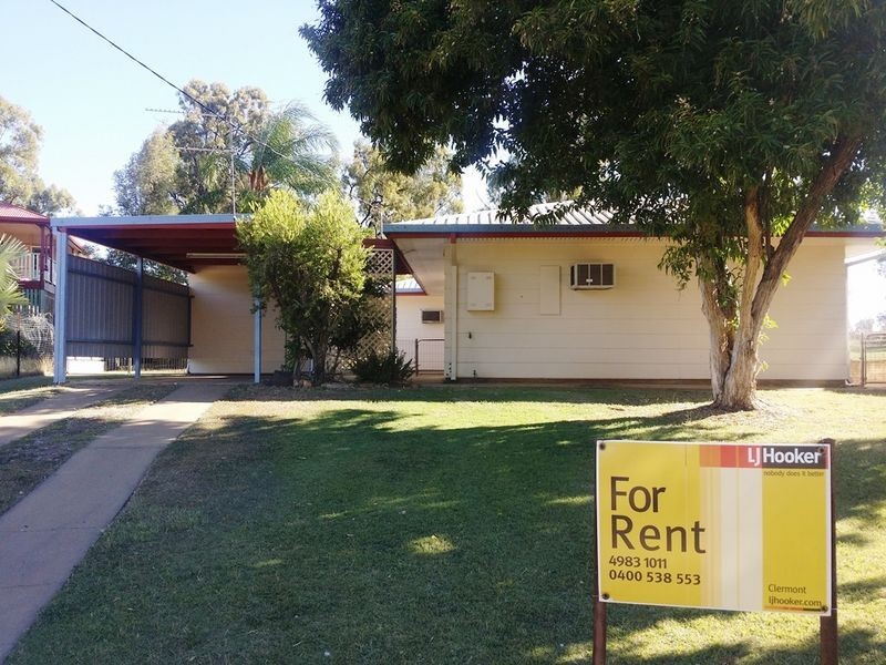 9 Athol Court, Clermont QLD 4721