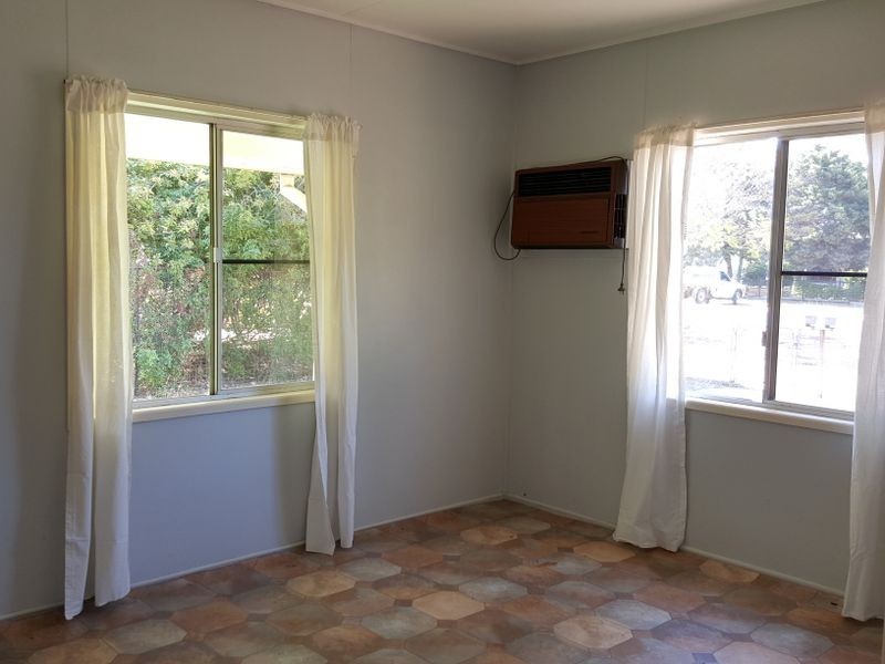 Unit 1 & 2/25 Douglass Street, Clermont QLD 4721