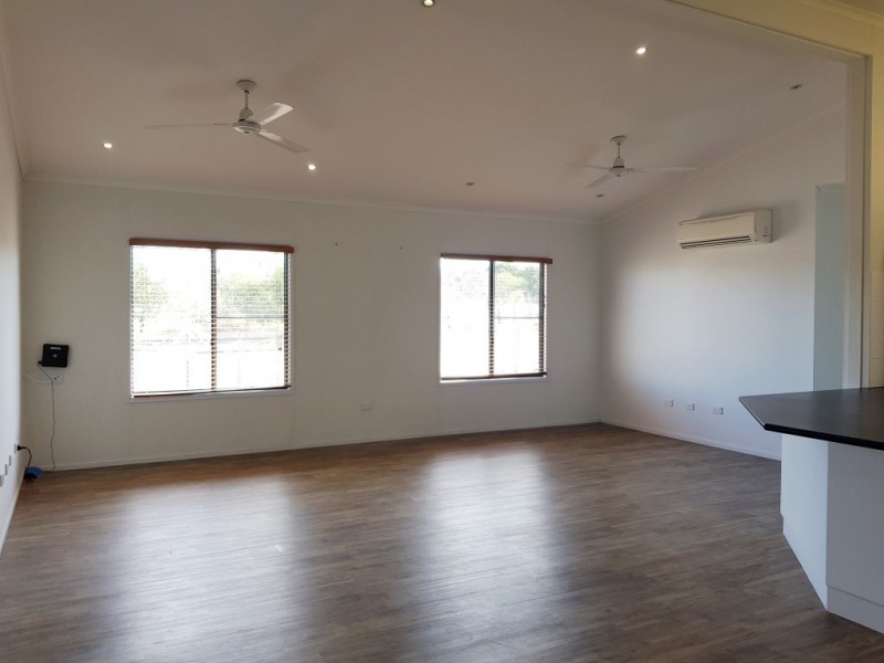 69 Melrose Drive, Clermont QLD 4721