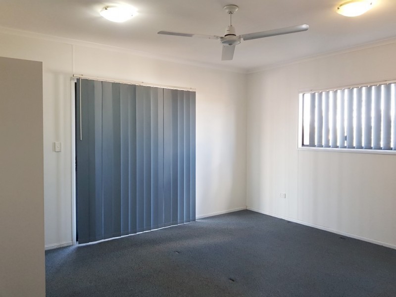 69 Melrose Drive, Clermont QLD 4721