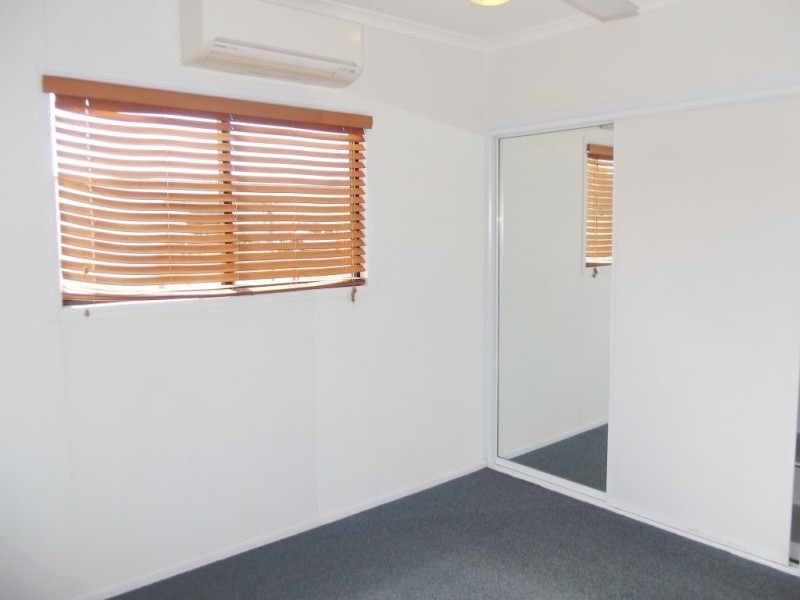 69 Melrose Drive, Clermont QLD 4721