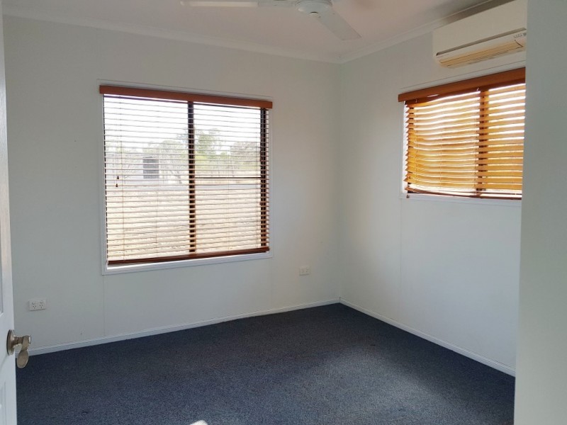 69 Melrose Drive, Clermont QLD 4721