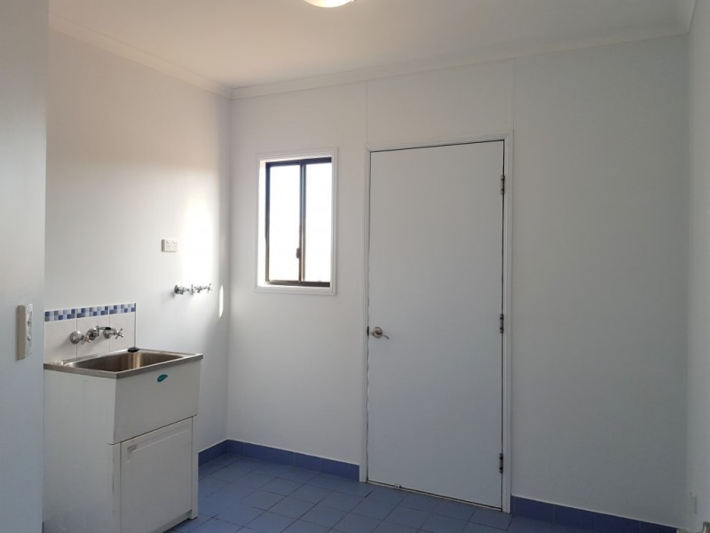 69 Melrose Drive, Clermont QLD 4721