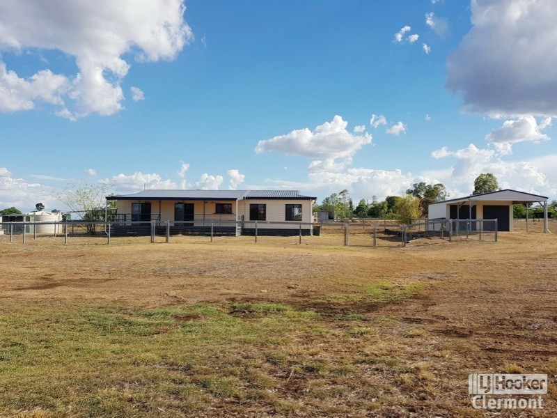 69 Melrose Drive, Clermont QLD 4721