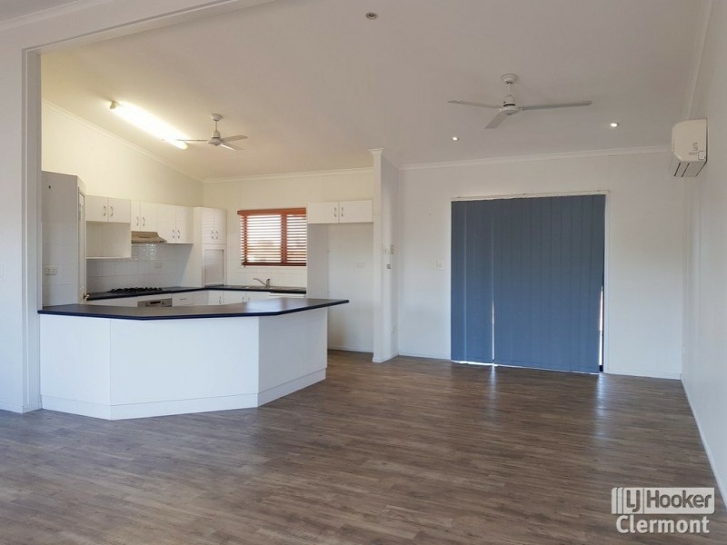 69 Melrose Drive, Clermont QLD 4721