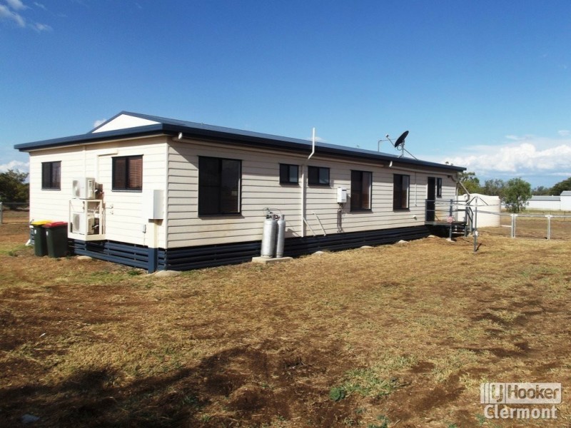 69 Melrose Drive, Clermont QLD 4721
