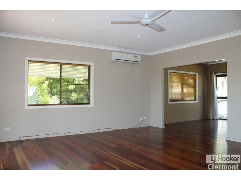 15 Athol Court, Clermont QLD 4721