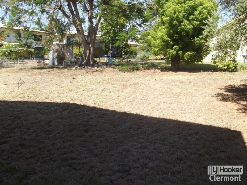 57 Carina Crescent, Clermont QLD 4721