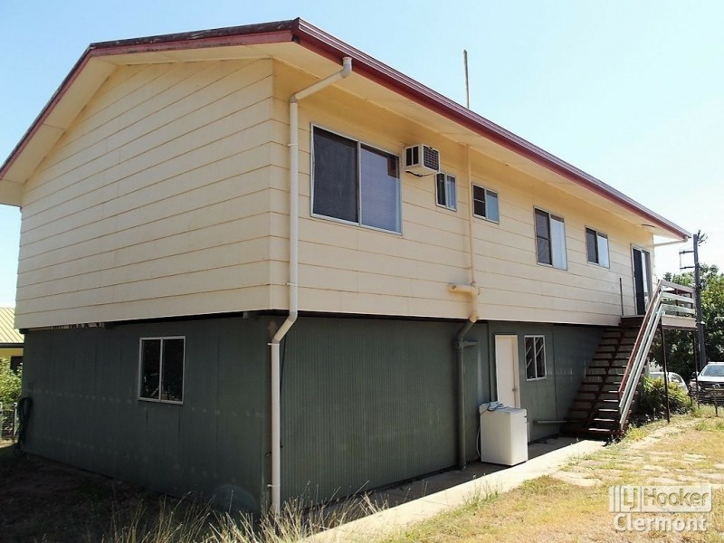 57 Carina Crescent, Clermont QLD 4721