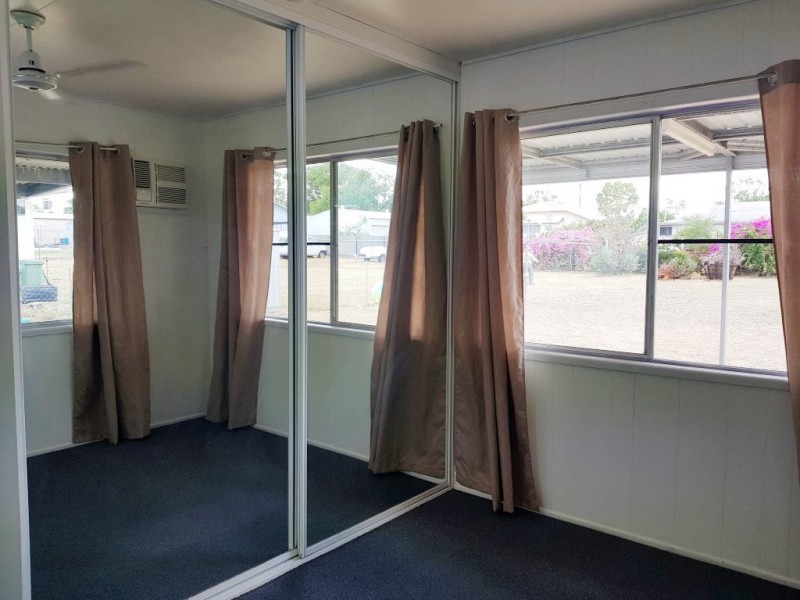 25 Lime Street, Clermont QLD 4721