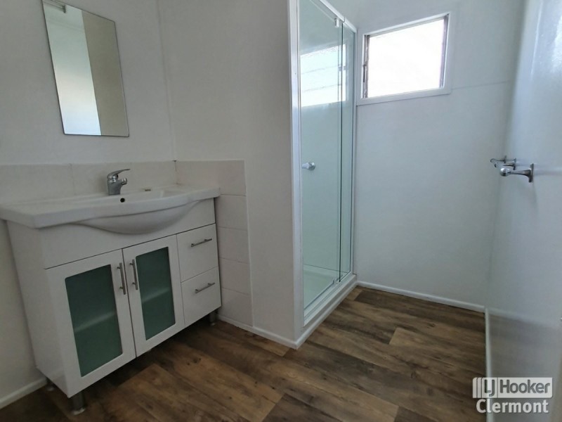 Unit 2/16 Kitchener Street, Clermont QLD 4721