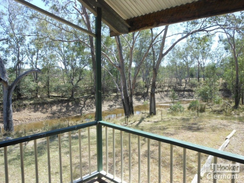 70 Cotton Patch Lane, Clermont QLD 4721