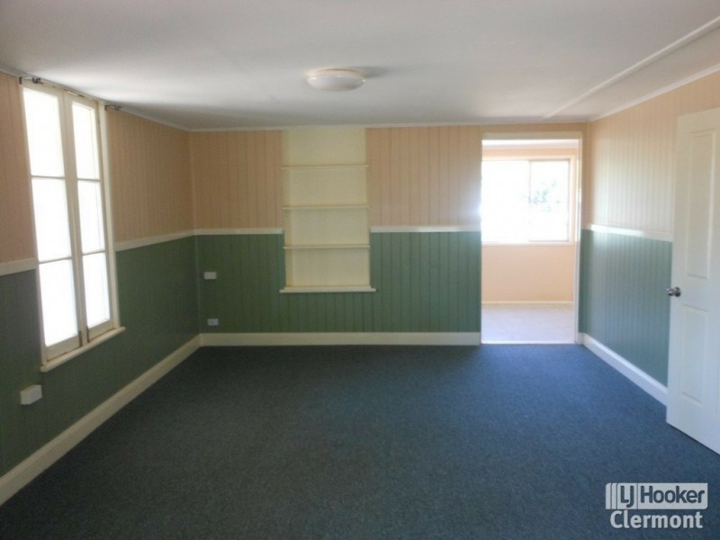 70 Cotton Patch Lane, Clermont QLD 4721