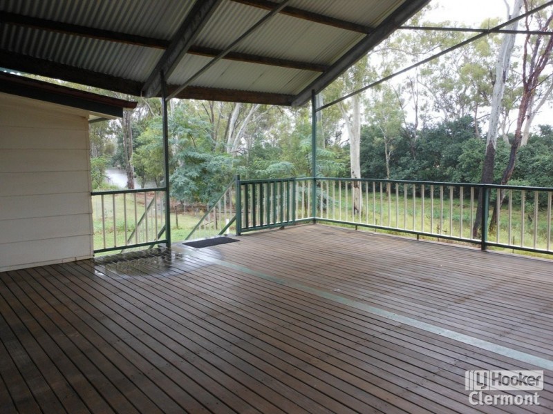 70 Cotton Patch Lane, Clermont QLD 4721