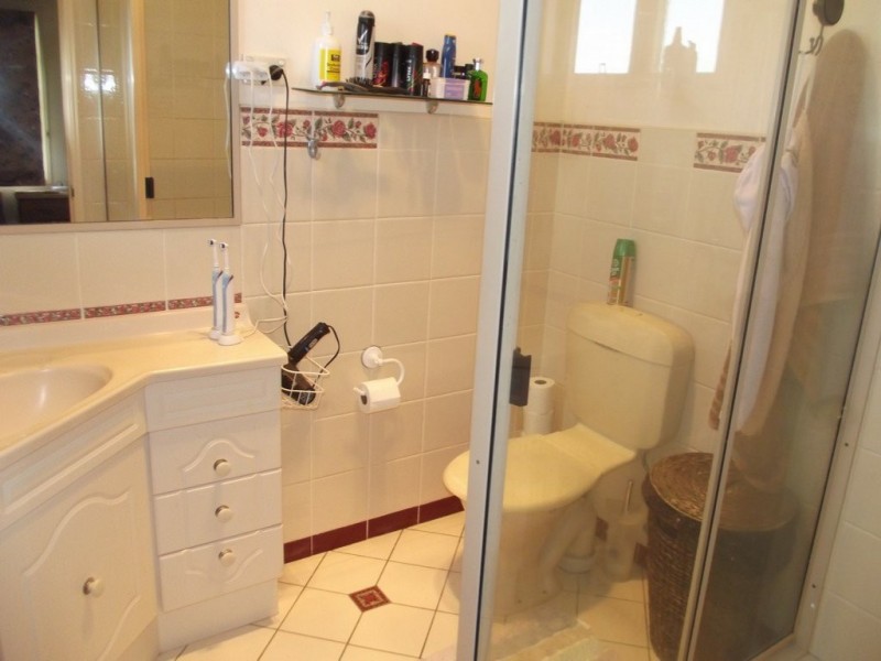 8 Melrose Drive, Clermont QLD 4721