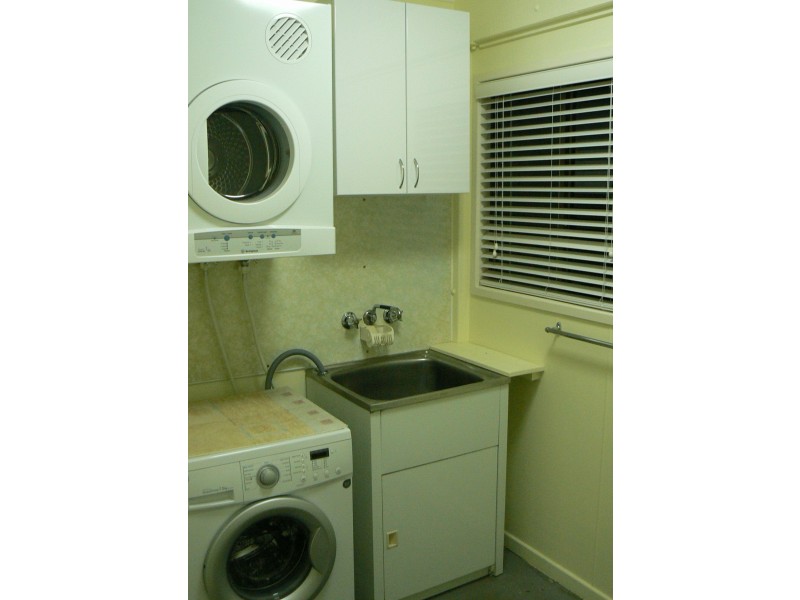 6 Mimosa Street, Clermont QLD 4721