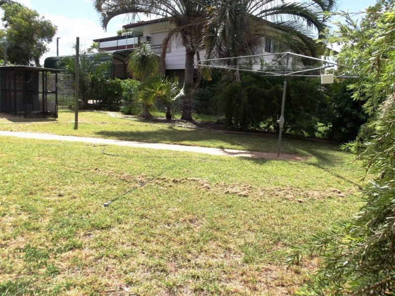 6 Mimosa Street, Clermont QLD 4721