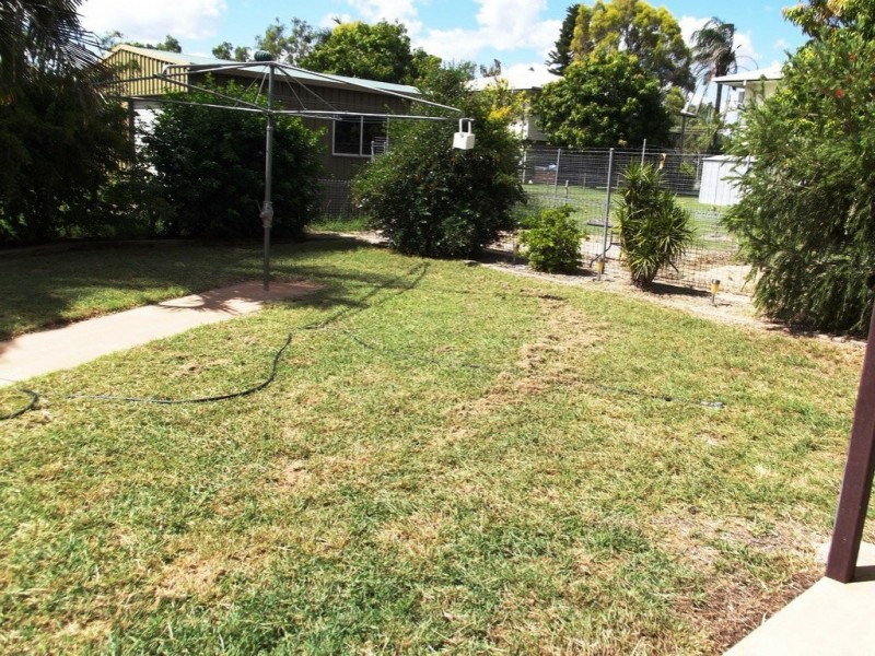 6 Mimosa Street, Clermont QLD 4721