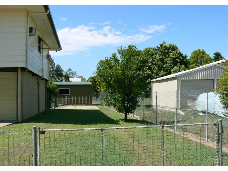 6 Mimosa Street, Clermont QLD 4721